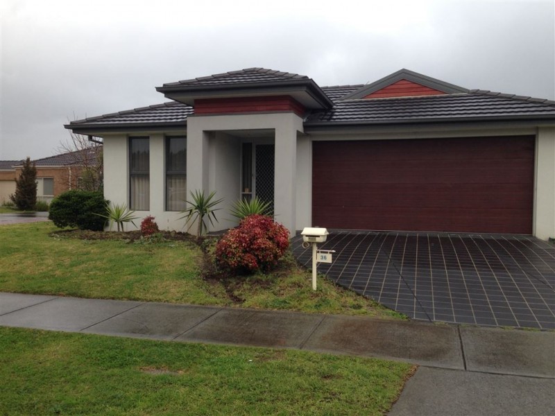 36 Sing Crescent, Berwick VIC 3806