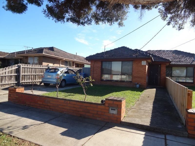 7 Third Avenue, Dandenong North VIC 3175