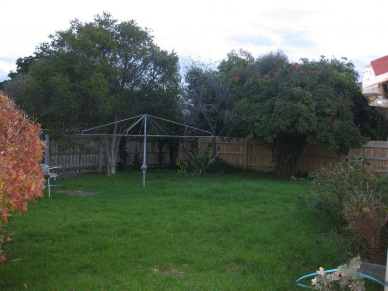 5 Koonawarra Street, Clayton VIC 3168