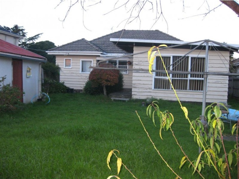 5 Koonawarra Street, Clayton VIC 3168