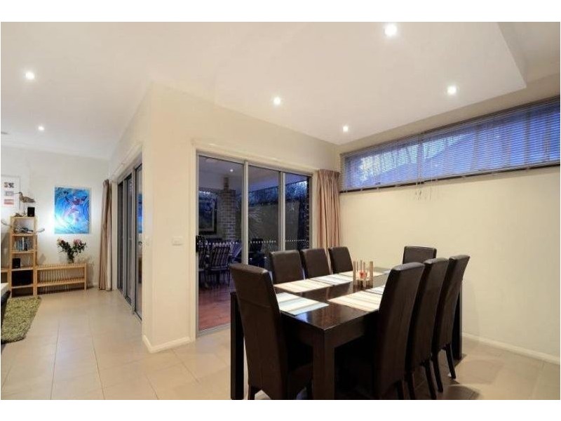 34 Kilburn Place, Pakenham VIC 3810