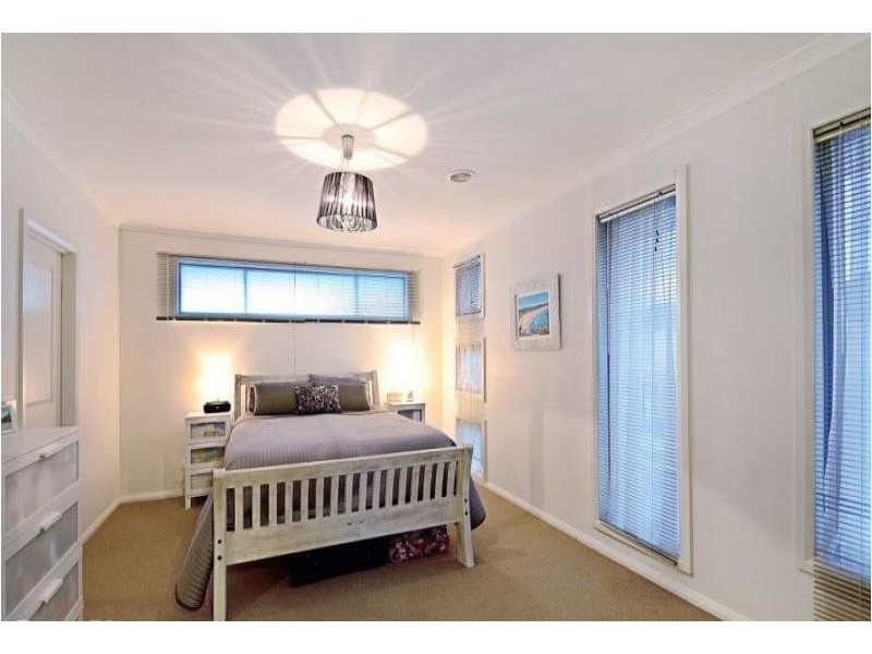 34 Kilburn Place, Pakenham VIC 3810