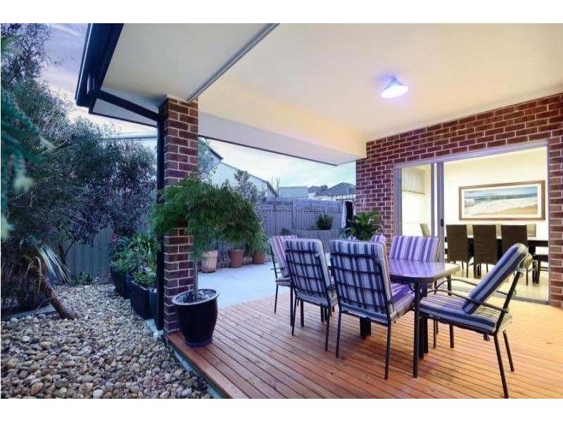 34 Kilburn Place, Pakenham VIC 3810