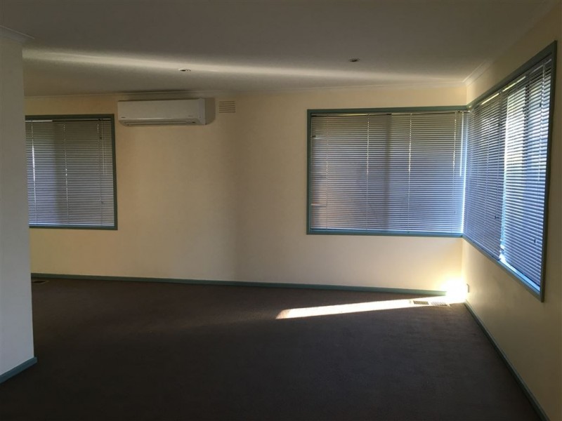 1 Cumberland Way, Endeavour Hills VIC 3802