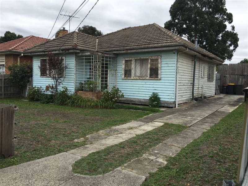 13 Thompson Street, Clayton VIC 3168