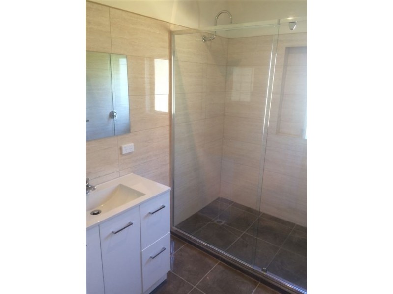 22 Thomas Street, Clayton VIC 3168