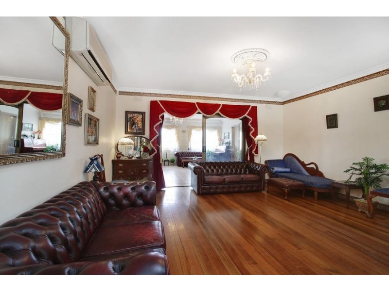 8 Wisteria Court, Clarinda VIC 3169