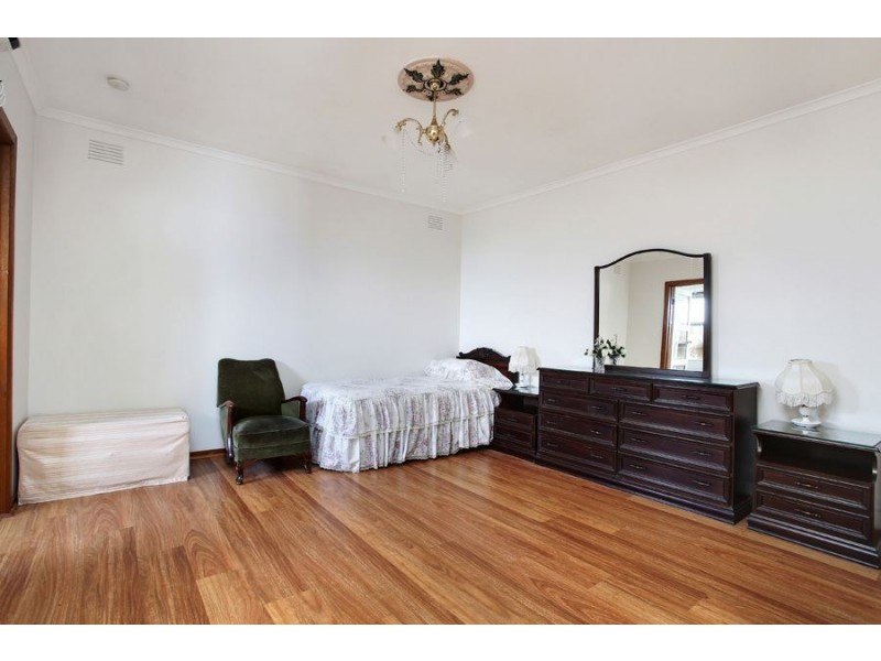 8 Wisteria Court, Clarinda VIC 3169