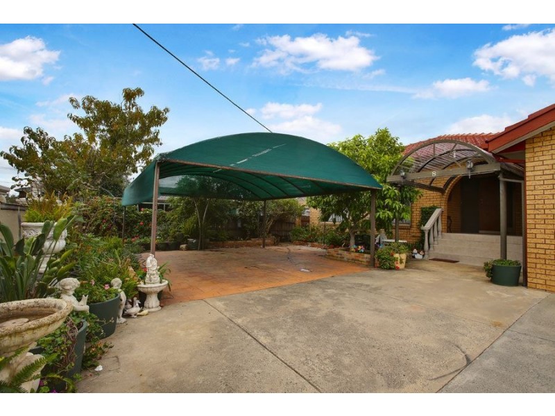 8 Wisteria Court, Clarinda VIC 3169
