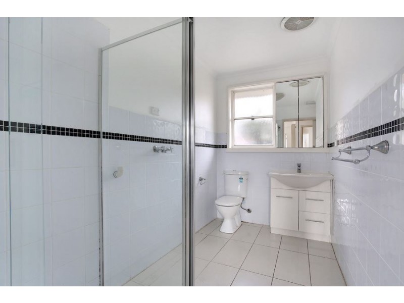 2/11 Browning Avenue, Clayton South VIC 3169