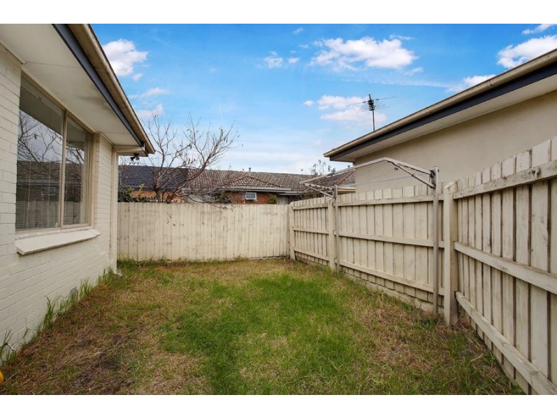 2/11 Browning Avenue, Clayton South VIC 3169