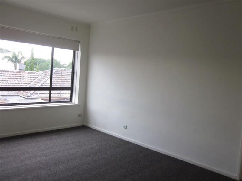 8/42 Victoria Avenue, Springvale VIC 3171