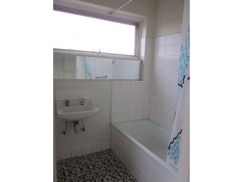 8/42 Victoria Avenue, Springvale VIC 3171