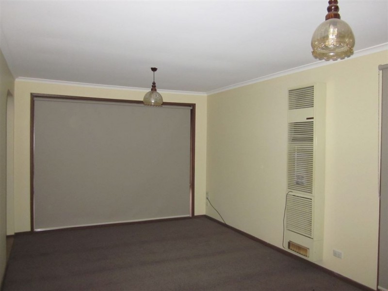 8/2 Cunningham Place, Oakleigh South VIC 3167