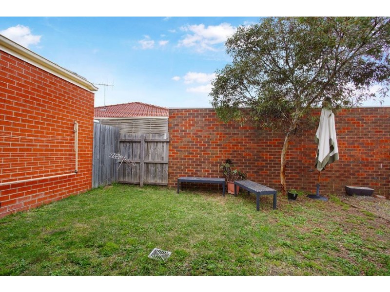 1/32 Murdo Road, Clayton VIC 3168