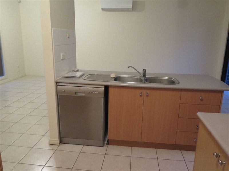 1/13-15 Arnott Street, Clayton VIC 3168