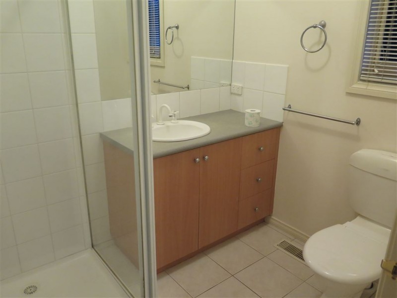 1/13-15 Arnott Street, Clayton VIC 3168