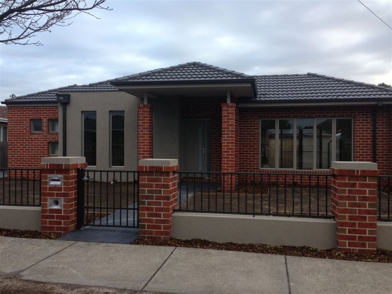 1/3 Nova Street, Oakleigh South VIC 3167