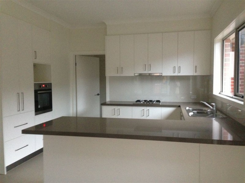 1/3 Nova Street, Oakleigh South VIC 3167