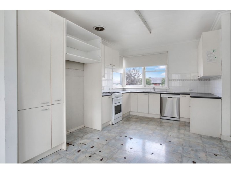 63 Edinburgh Street, Clayton VIC 3168