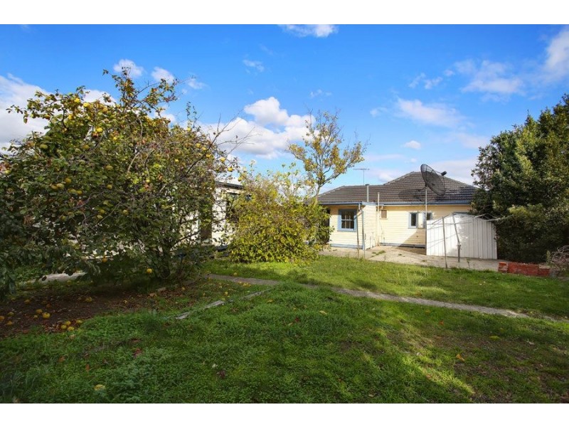 63 Edinburgh Street, Clayton VIC 3168