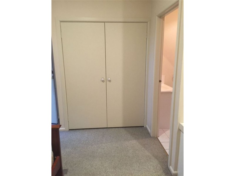 Room 5/49 Beddoe Avenue, Clayton VIC 3168