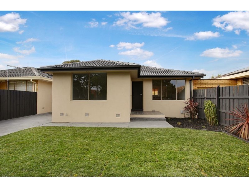 2/1 Oakes Avenue, Clayton South VIC 3169