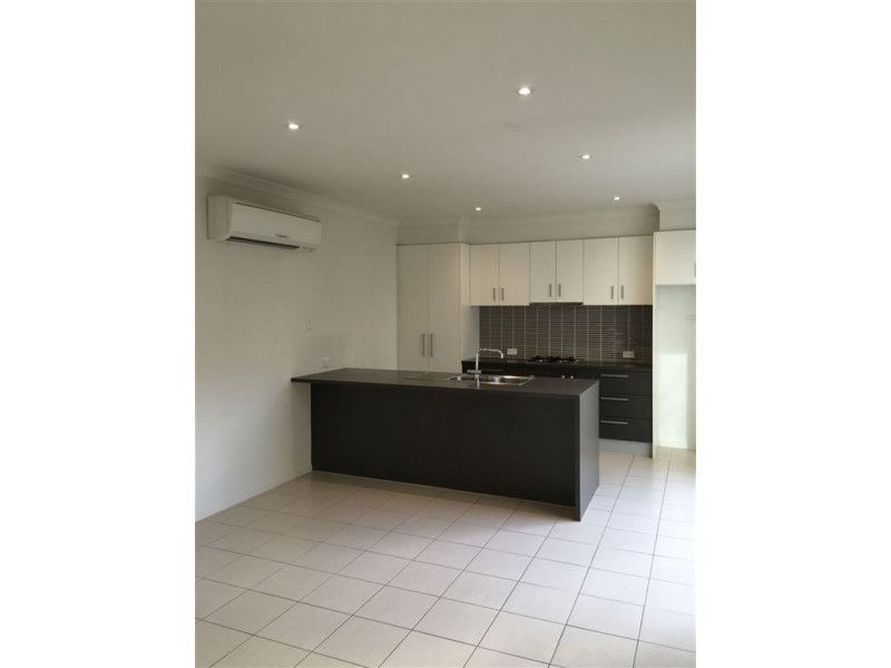 6 Lords Lane, Officer VIC 3809