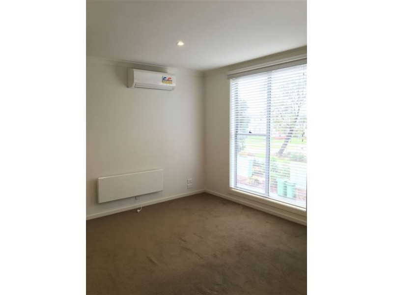 6 Lords Lane, Officer VIC 3809