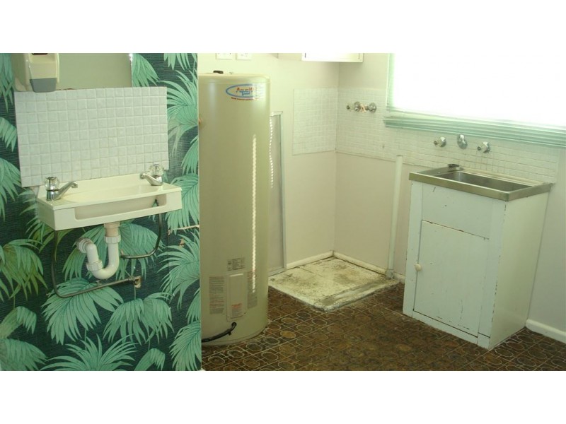 17 Hillside Road, Mount Waverley VIC 3149