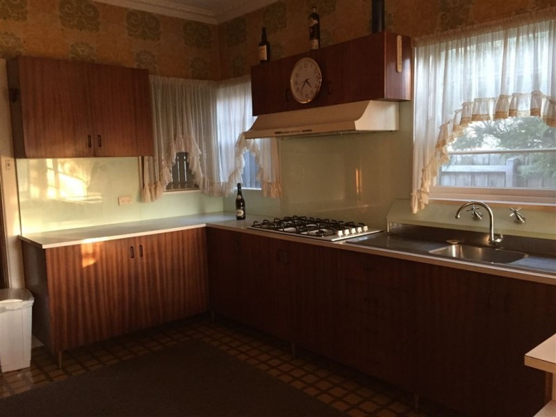 36 Andrew Street, Oakleigh VIC 3166