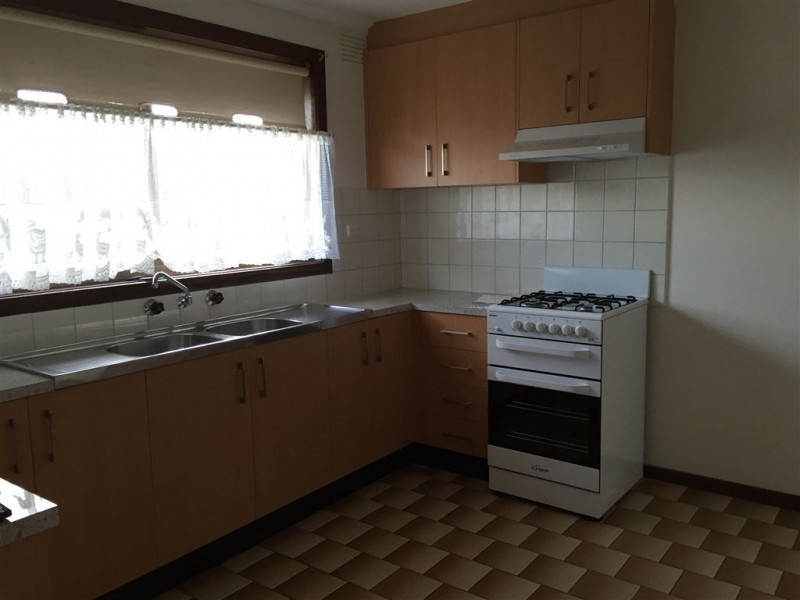 4/64 Edinburgh Street, Clayton VIC 3168