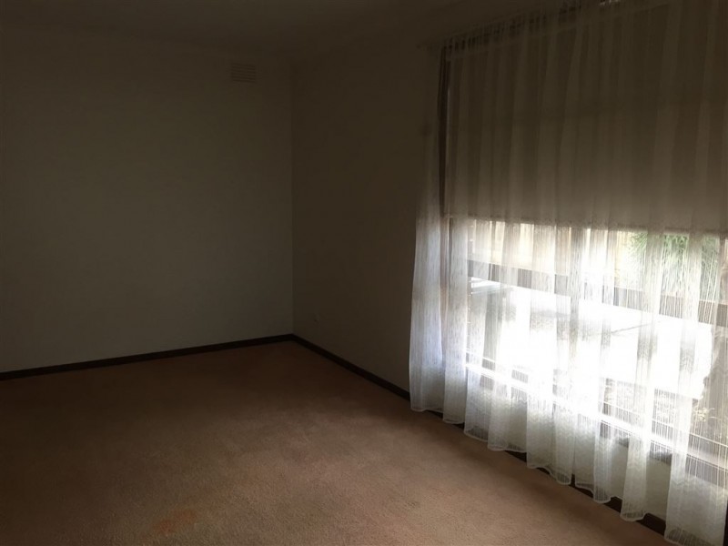 4/64 Edinburgh Street, Clayton VIC 3168