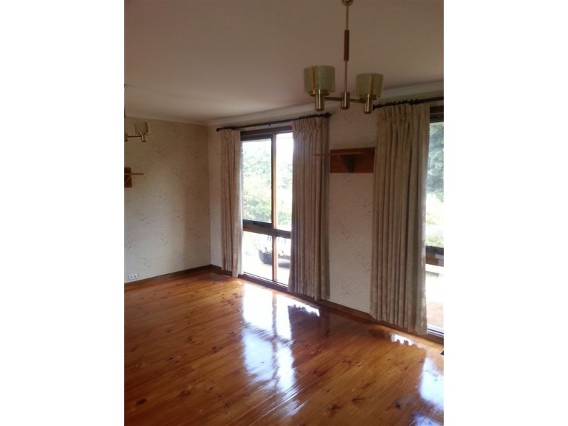 8 Wingham Street, Dandenong North VIC 3175