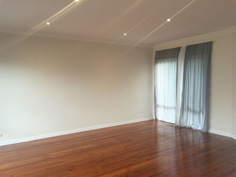 2/10 Tudor Street, Bentleigh East VIC 3165