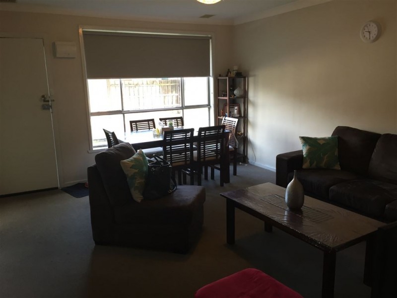 2/20 Oakes Avenue, Clayton South VIC 3169