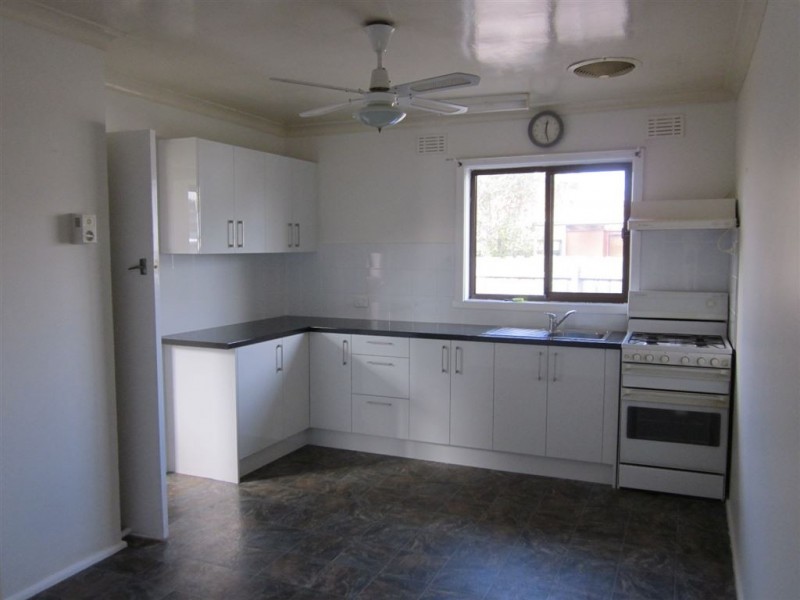 3 Dorothy Court, Clayton South VIC 3169