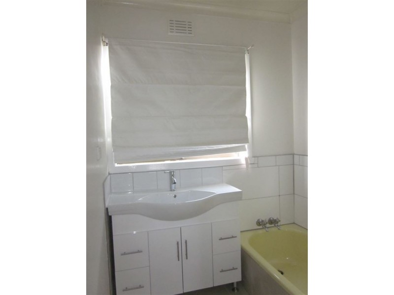 3 Dorothy Court, Clayton South VIC 3169