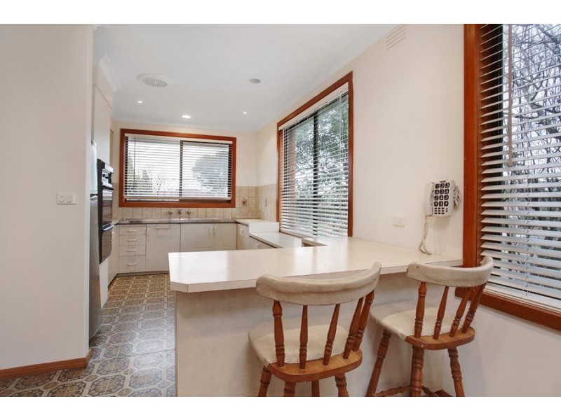 14 Simon Street, Clayton South VIC 3169