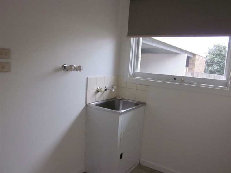 15/14-16 Wardale Road, Springvale VIC 3171