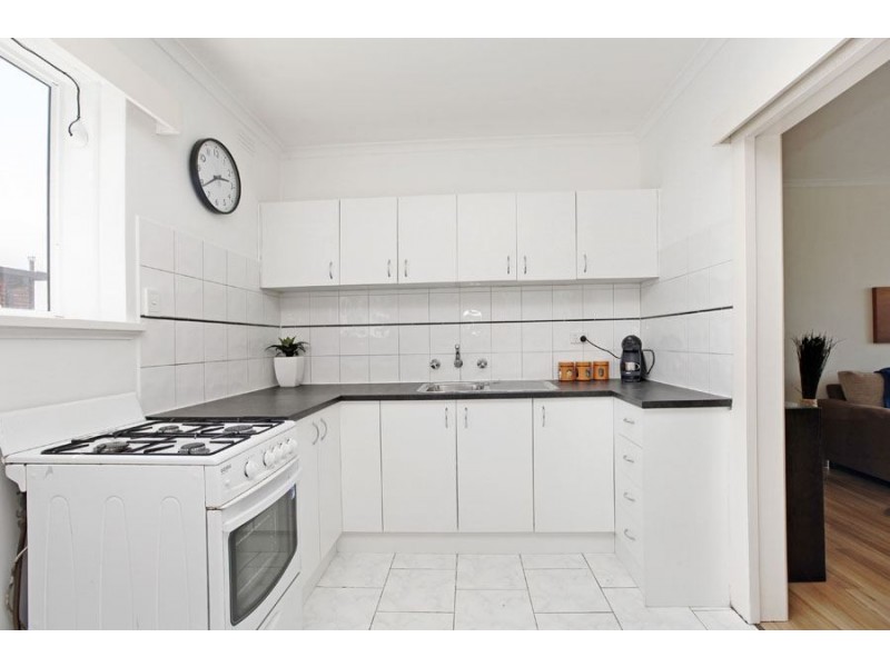 4/23 Merlyn Avenue, Clayton South VIC 3169