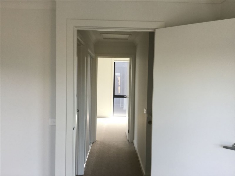 33/163 Carinish Road, Clayton VIC 3168
