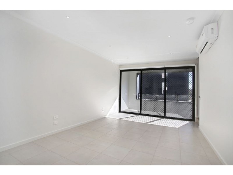 32/163 Carinish Road, Clayton VIC 3168