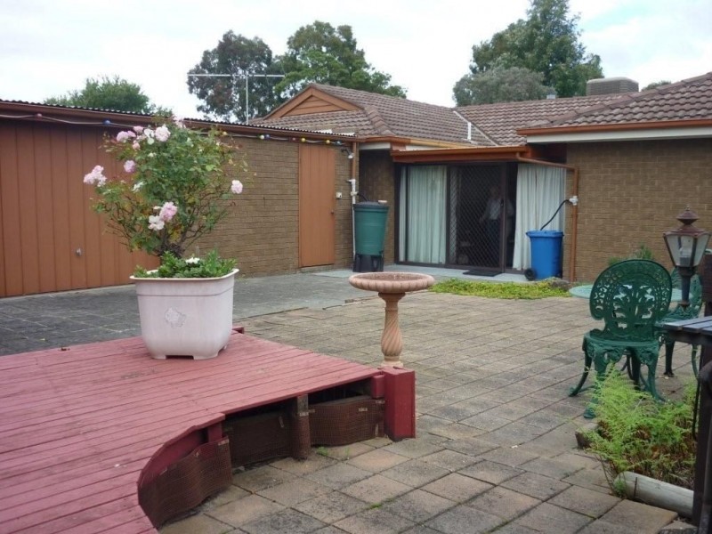 3 Glenys Court, Clarinda VIC 3169