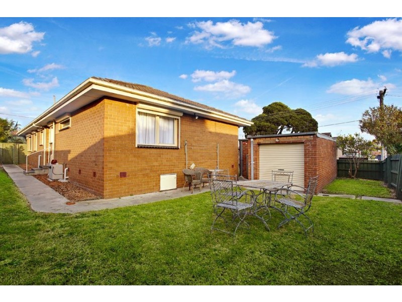 3 Simon Street, Clayton South VIC 3169