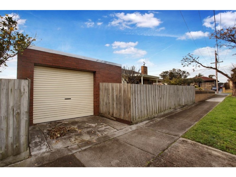 3 Simon Street, Clayton South VIC 3169