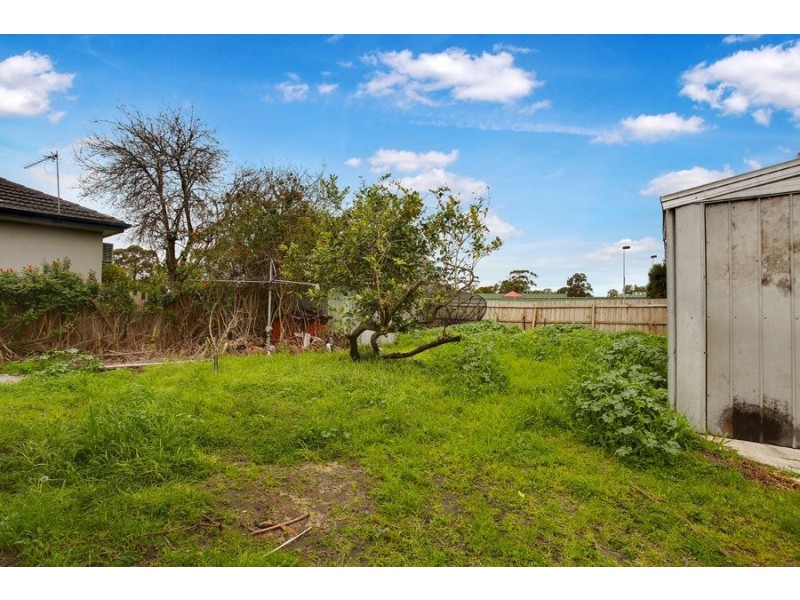 4 Bond Street, Clayton South VIC 3169
