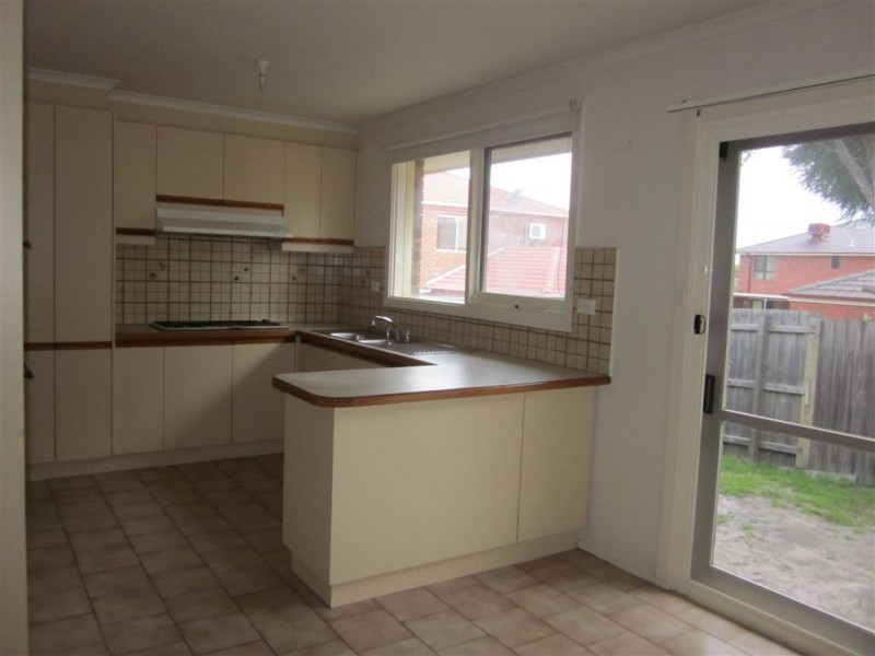 11/14-16 Wardale Road, Springvale VIC 3171