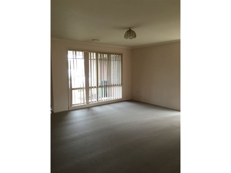 28 Euroa Avenue, Berwick VIC 3806