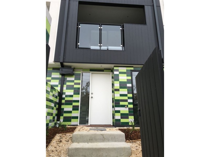 163 Carinish Road, Clayton VIC 3168